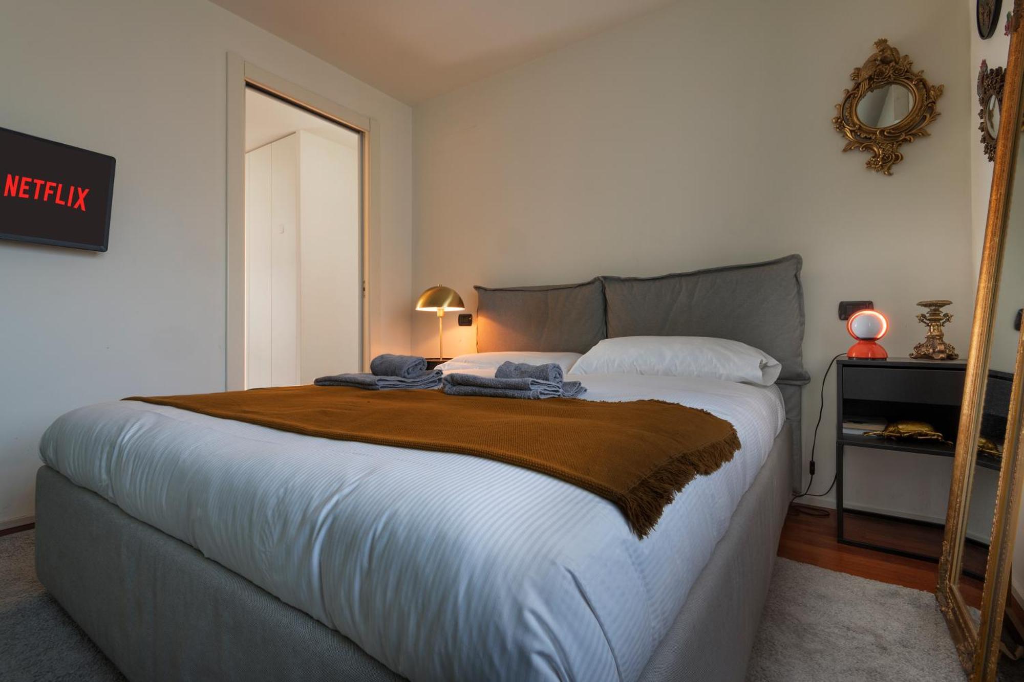 Giresio 41 - Your Penthouse With Rooftop Garden In Milano Navigli - Wifi Exteriör bild